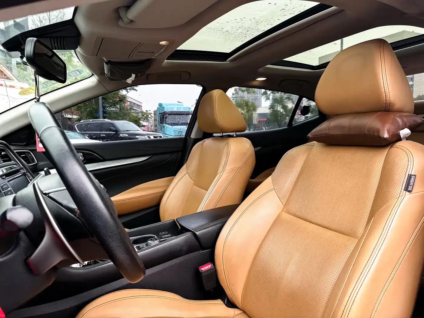 2016 Nissan Maxima 2.5L XL Luxury Edition — миниатюра 10
