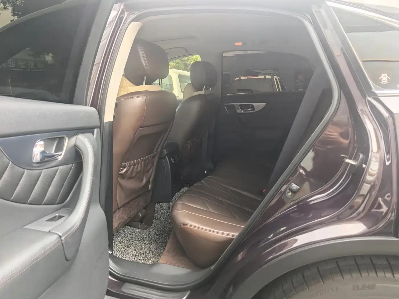Infiniti FX 2010 FX35 Standard Edition — миниатюра 12