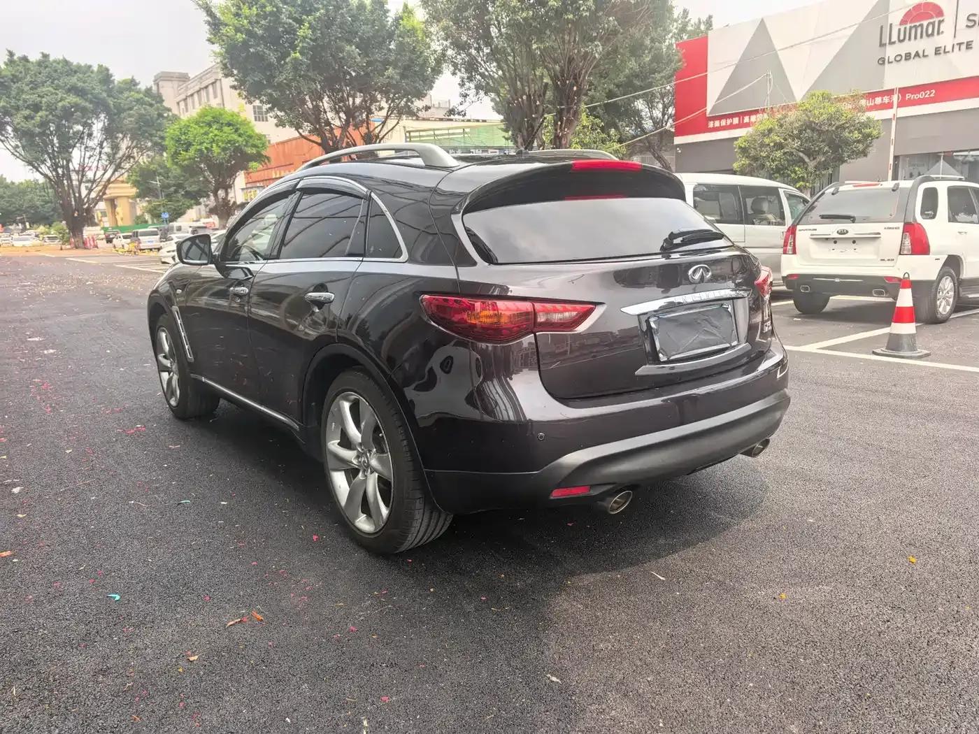 Infiniti FX 2010 FX35 Standard Edition — миниатюра 15