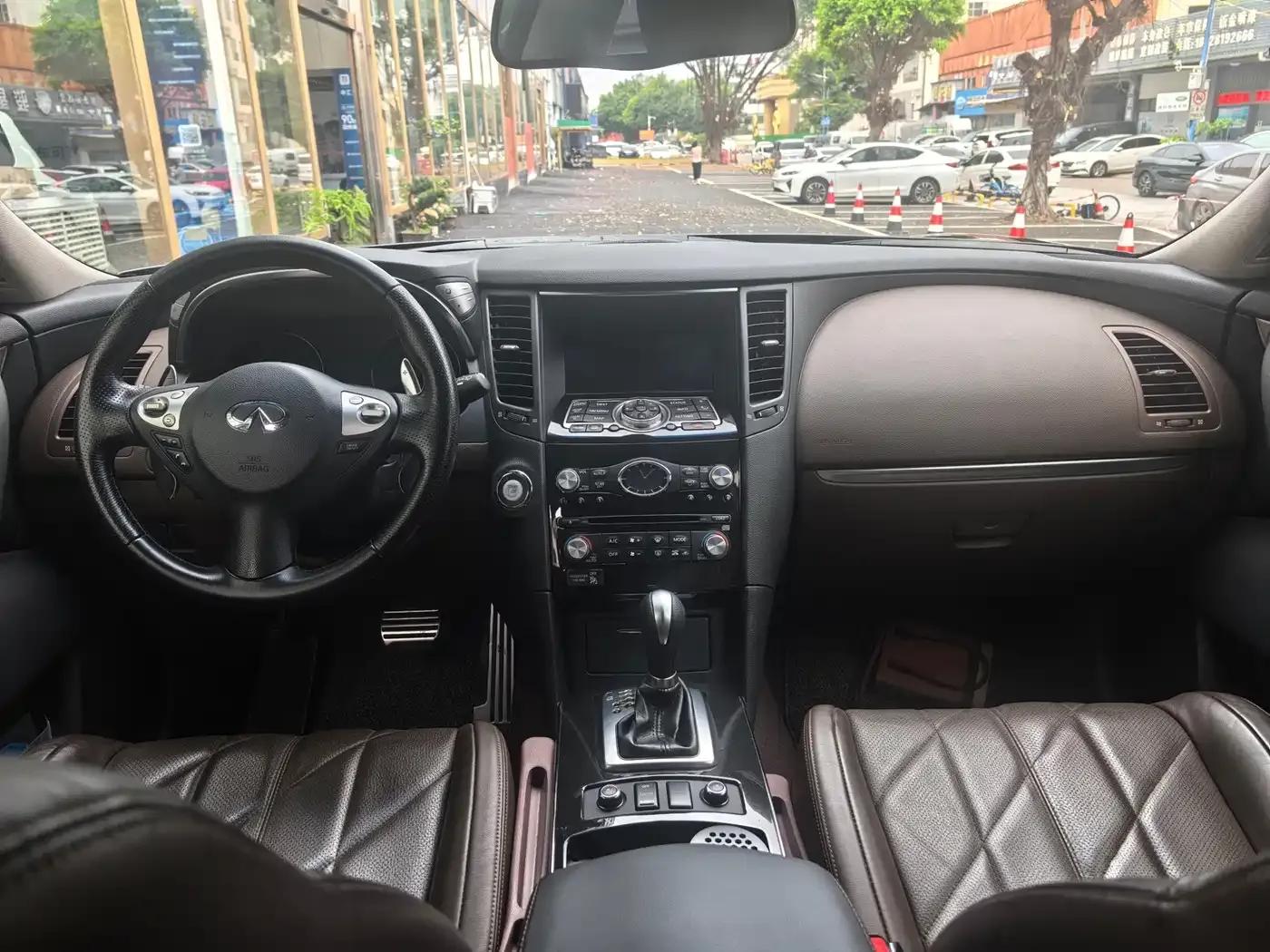 Infiniti FX 2010 FX35 Standard Edition — миниатюра 5