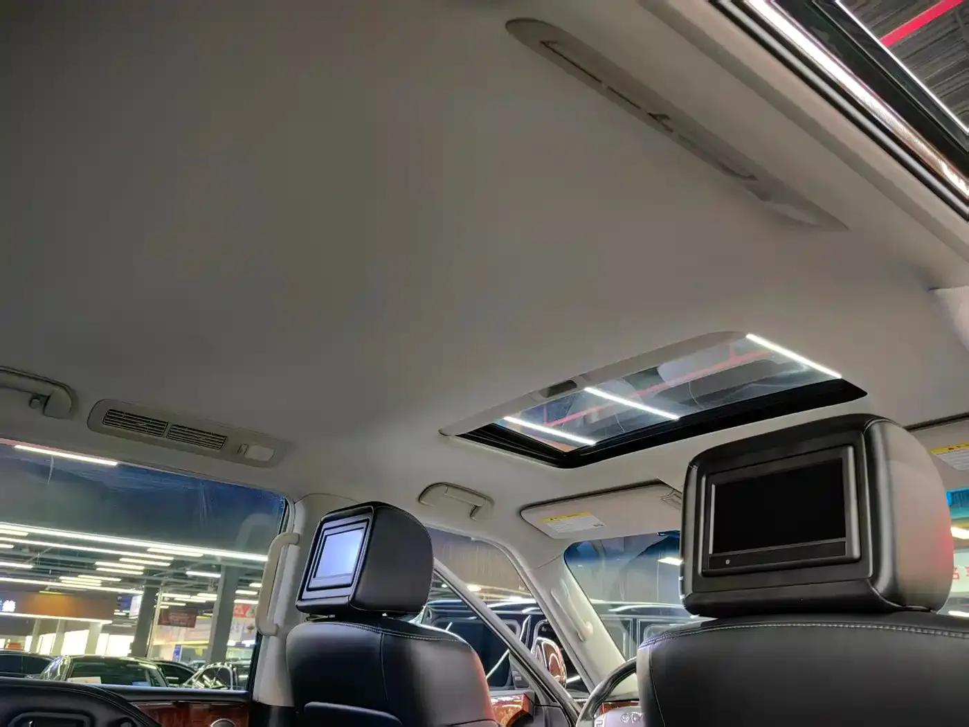 Infiniti QX80 2016 5.6L 4WD — миниатюра 14