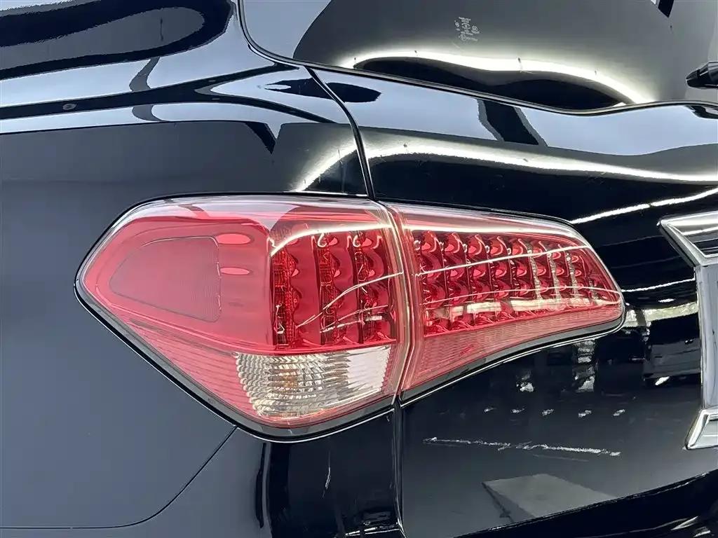 Infiniti QX80 2013 5.6L 4WD — миниатюра 10