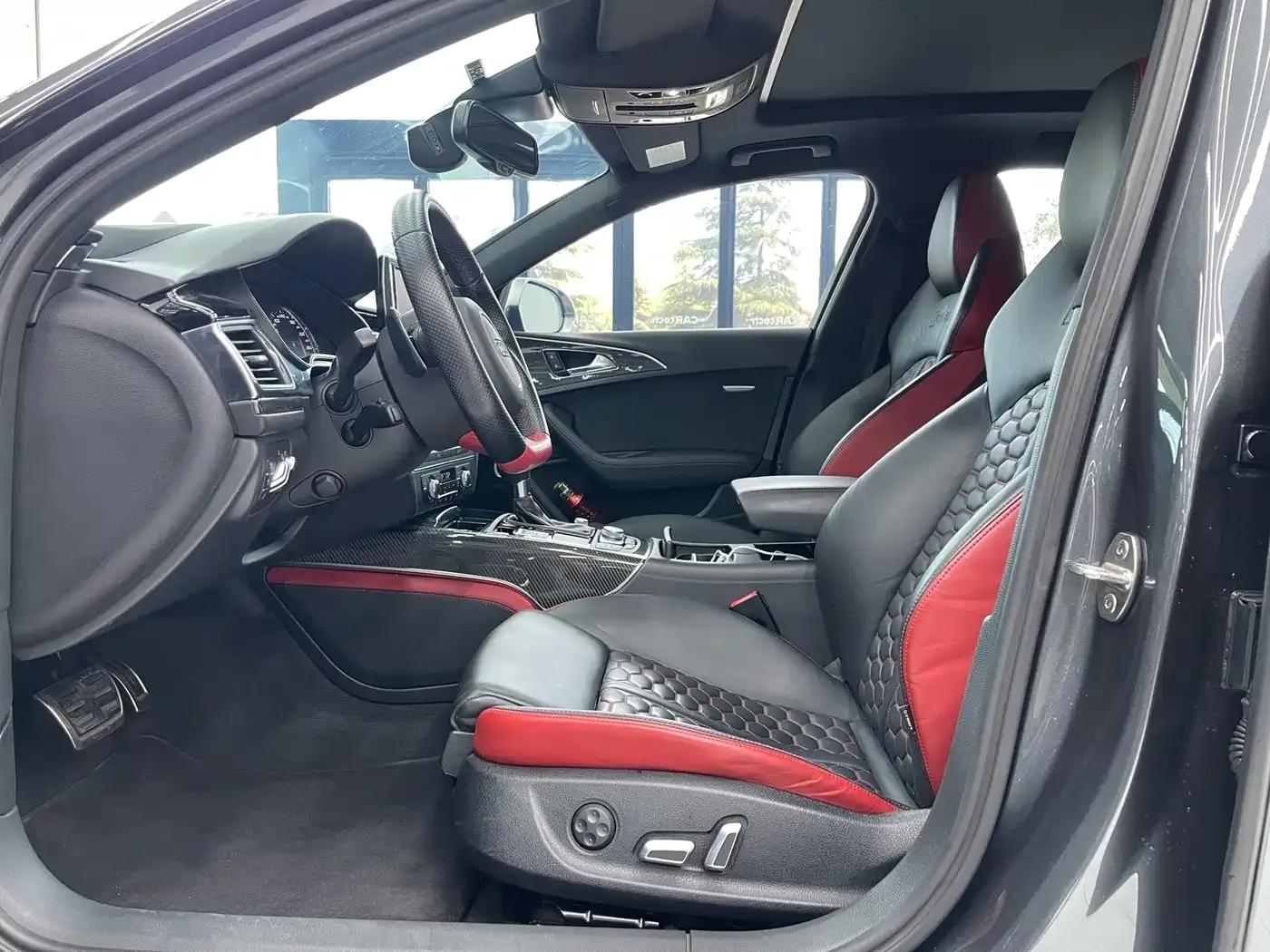 2016 Audi RS 6 4.0T Avant — миниатюра 18