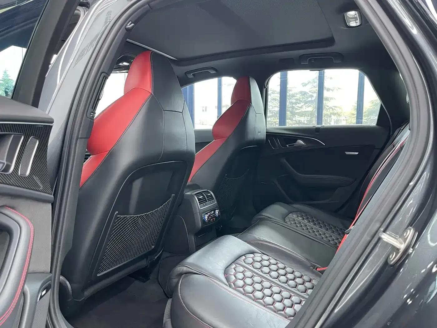 2016 Audi RS 6 4.0T Avant — миниатюра 19