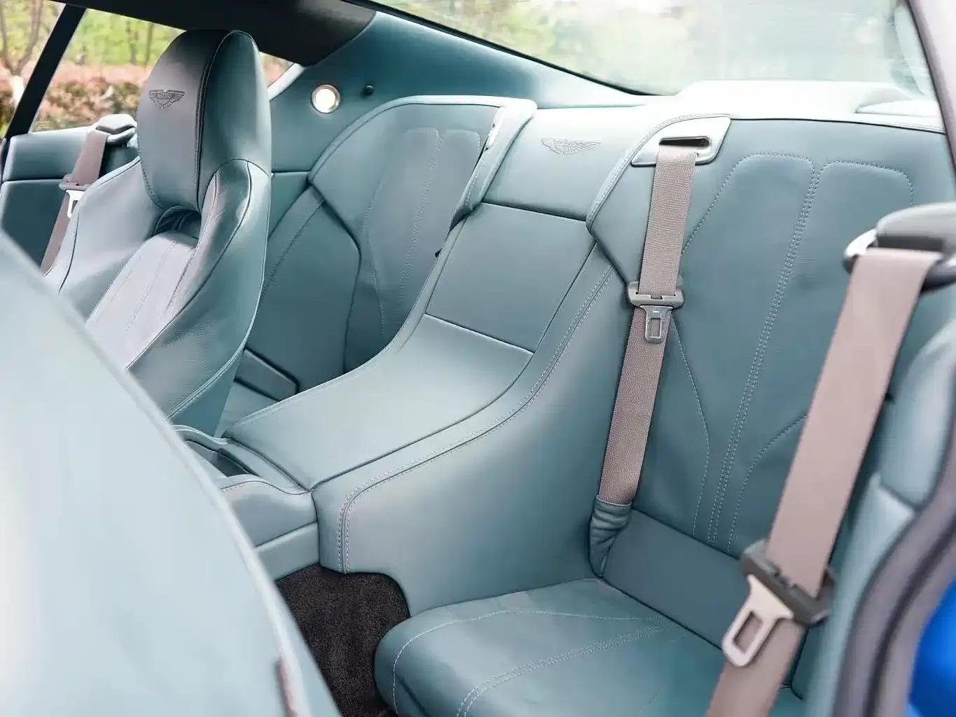 2012 Virage 6.0 Coupe — миниатюра 12