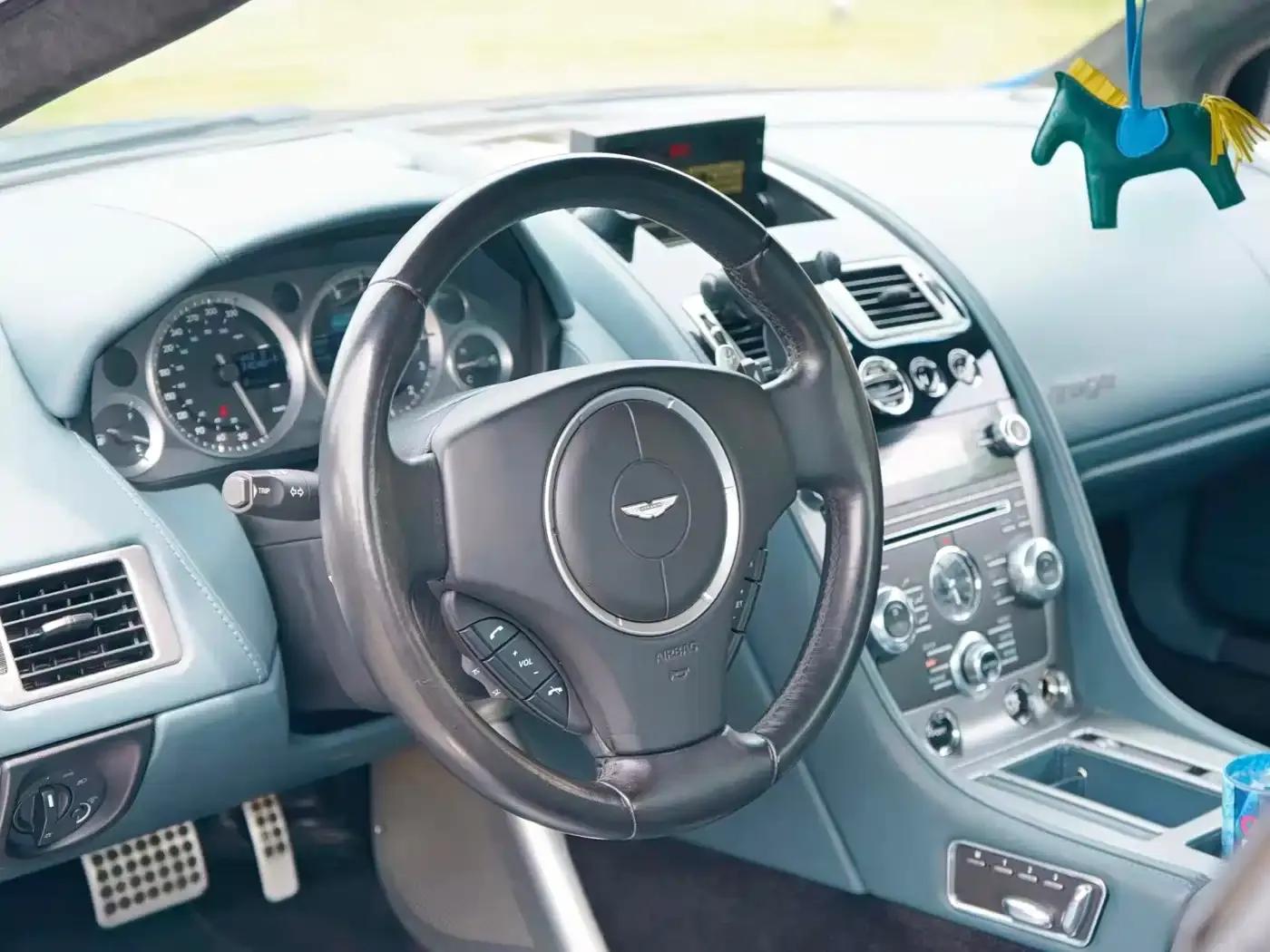 2012 Virage 6.0 Coupe — миниатюра 9