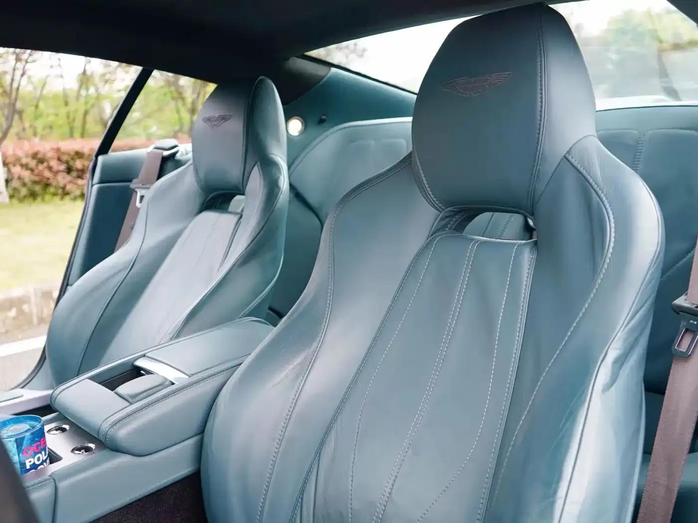 2012 Virage 6.0 Coupe — миниатюра 10