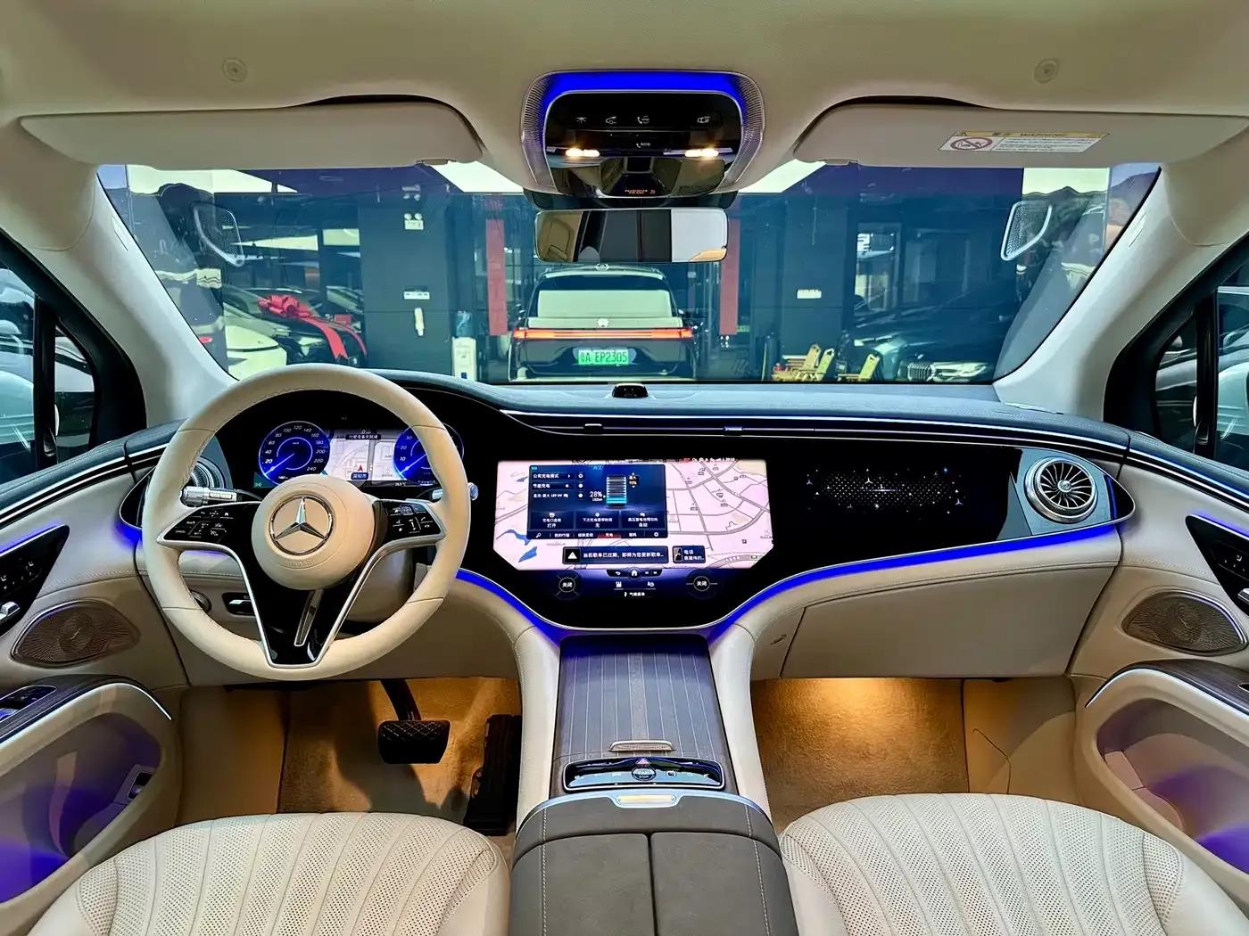 Mercedes-Benz EQS SUV 2023 450 4MATIC Pioneer Edition — миниатюра 15