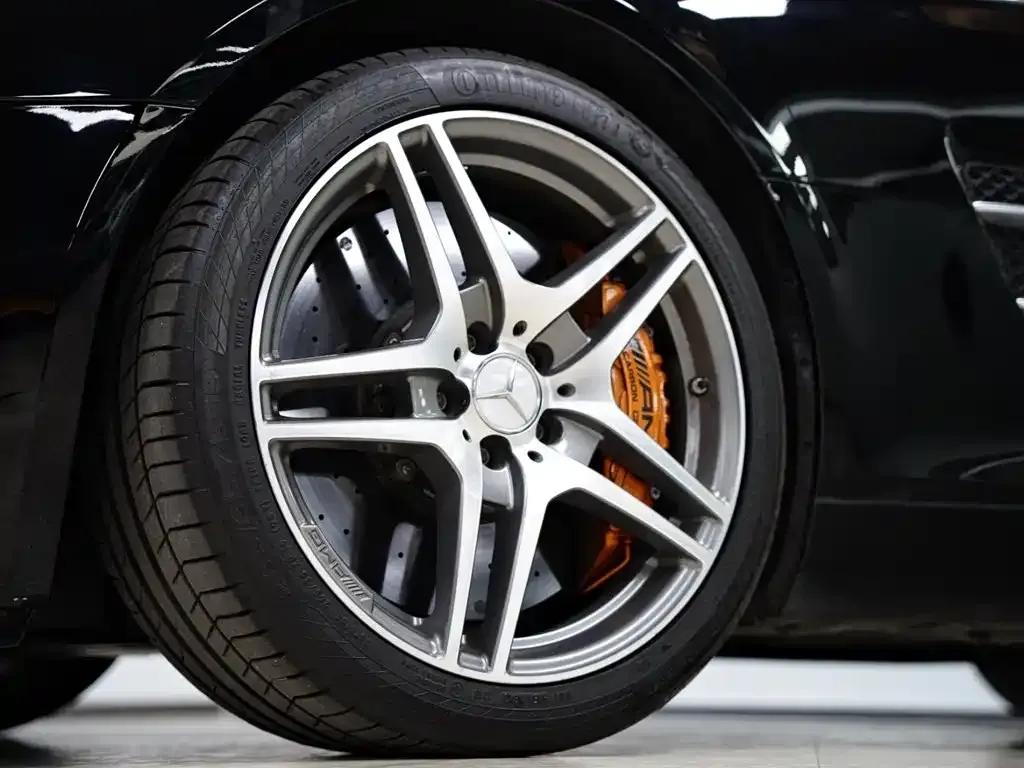 2011 Mercedes-Benz SLS AMG — миниатюра 17
