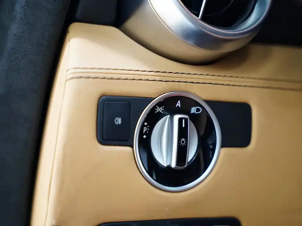2011 Mercedes-Benz SLS AMG — миниатюра 28