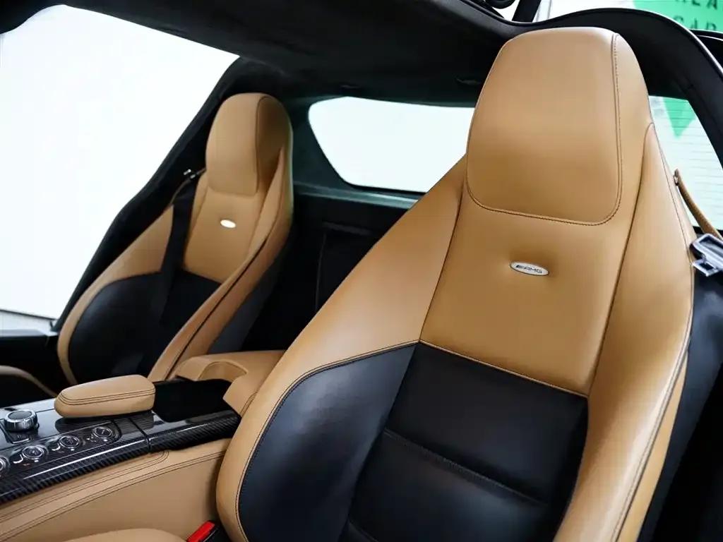 2011 Mercedes-Benz SLS AMG — миниатюра 32