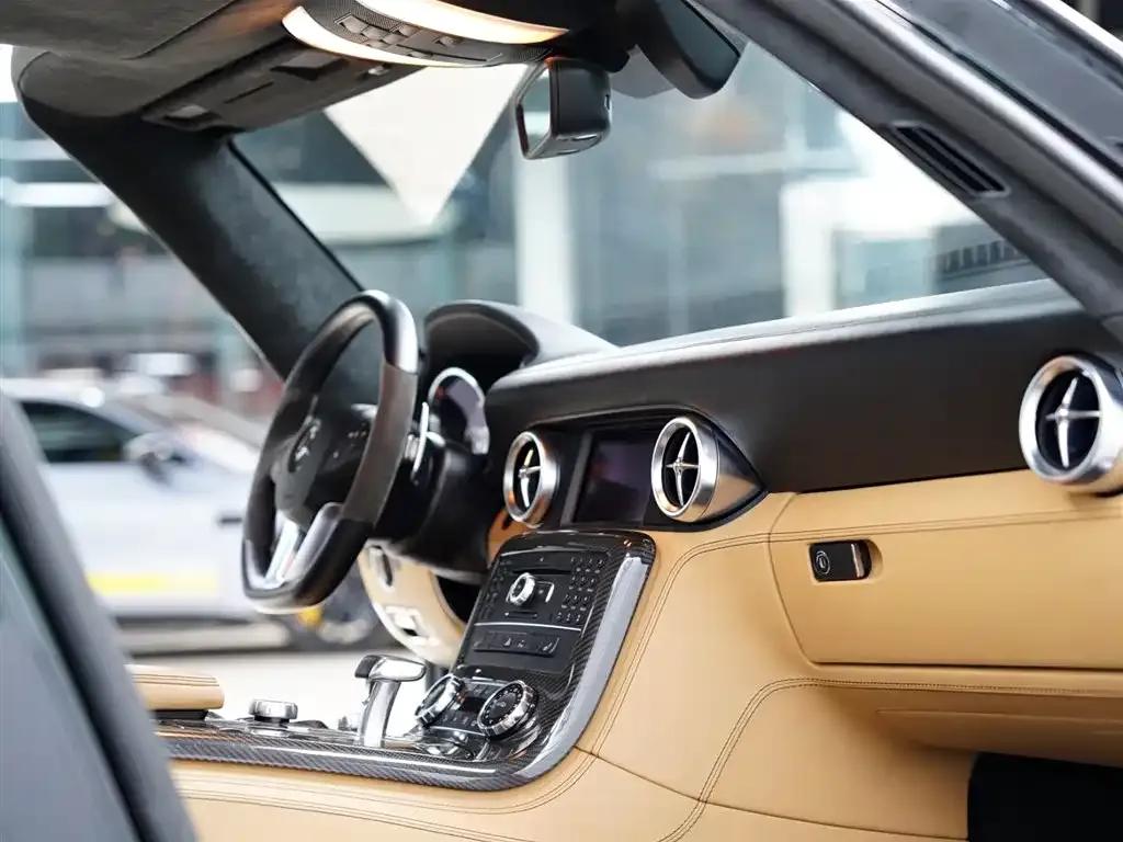 2011 Mercedes-Benz SLS AMG — миниатюра 38
