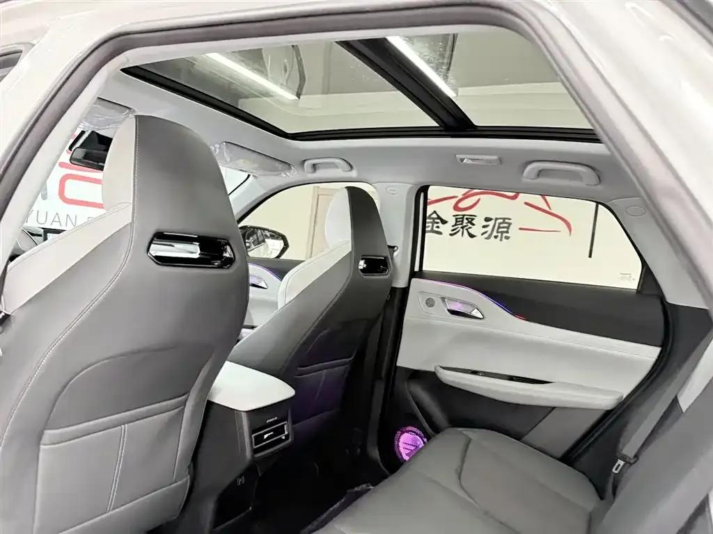 Changan UNI-Z 2025 1.5T Luxury Edition — миниатюра 11