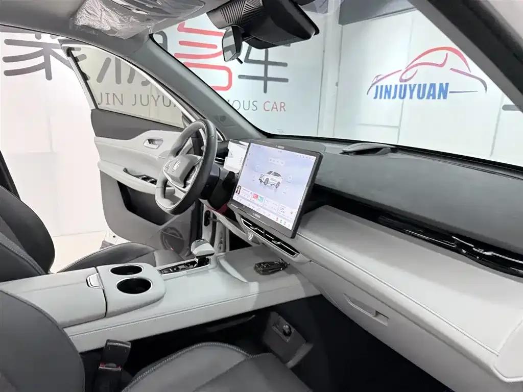 Changan UNI-Z 2025 1.5T Luxury Edition — миниатюра 17