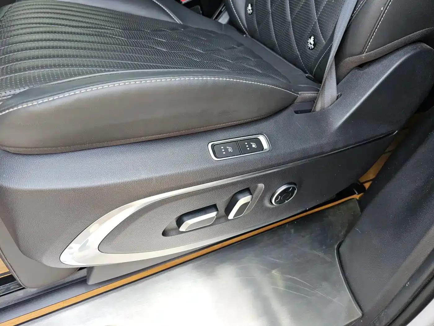 Maxus G90 2022 2.0T Galaxy 7-seater Edition — миниатюра 16