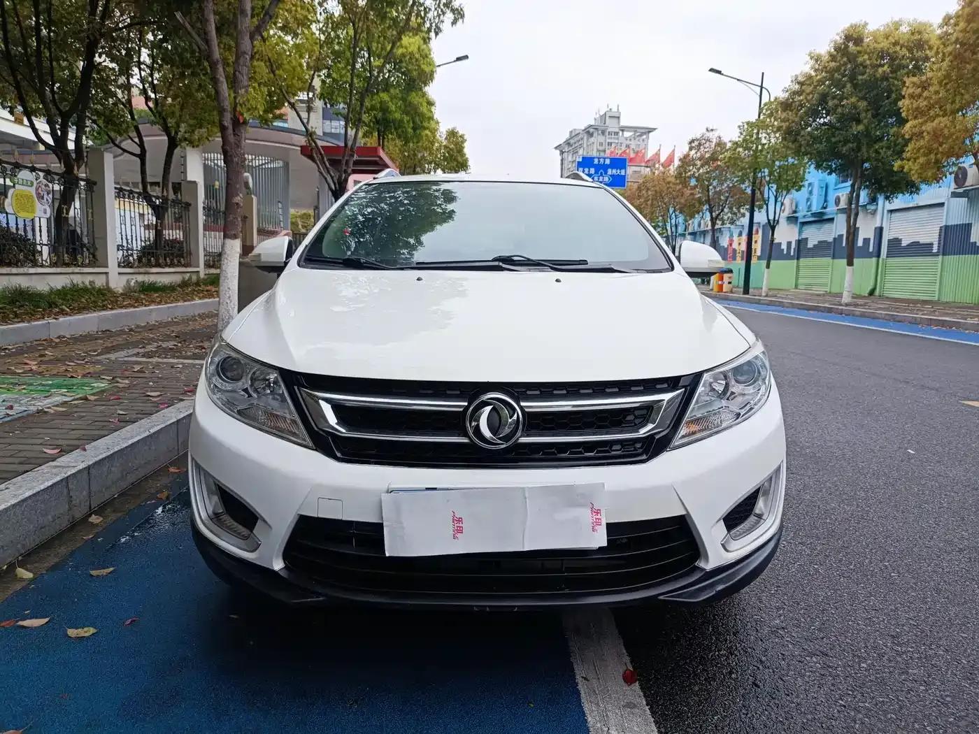 Dongfeng Fengshen AX3 2016 Model 1.5L Manual Cool Edition — миниатюра 2