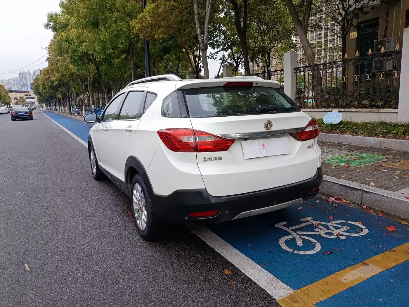 Dongfeng Fengshen AX3 2016 Model 1.5L Manual Cool Edition — миниатюра 4