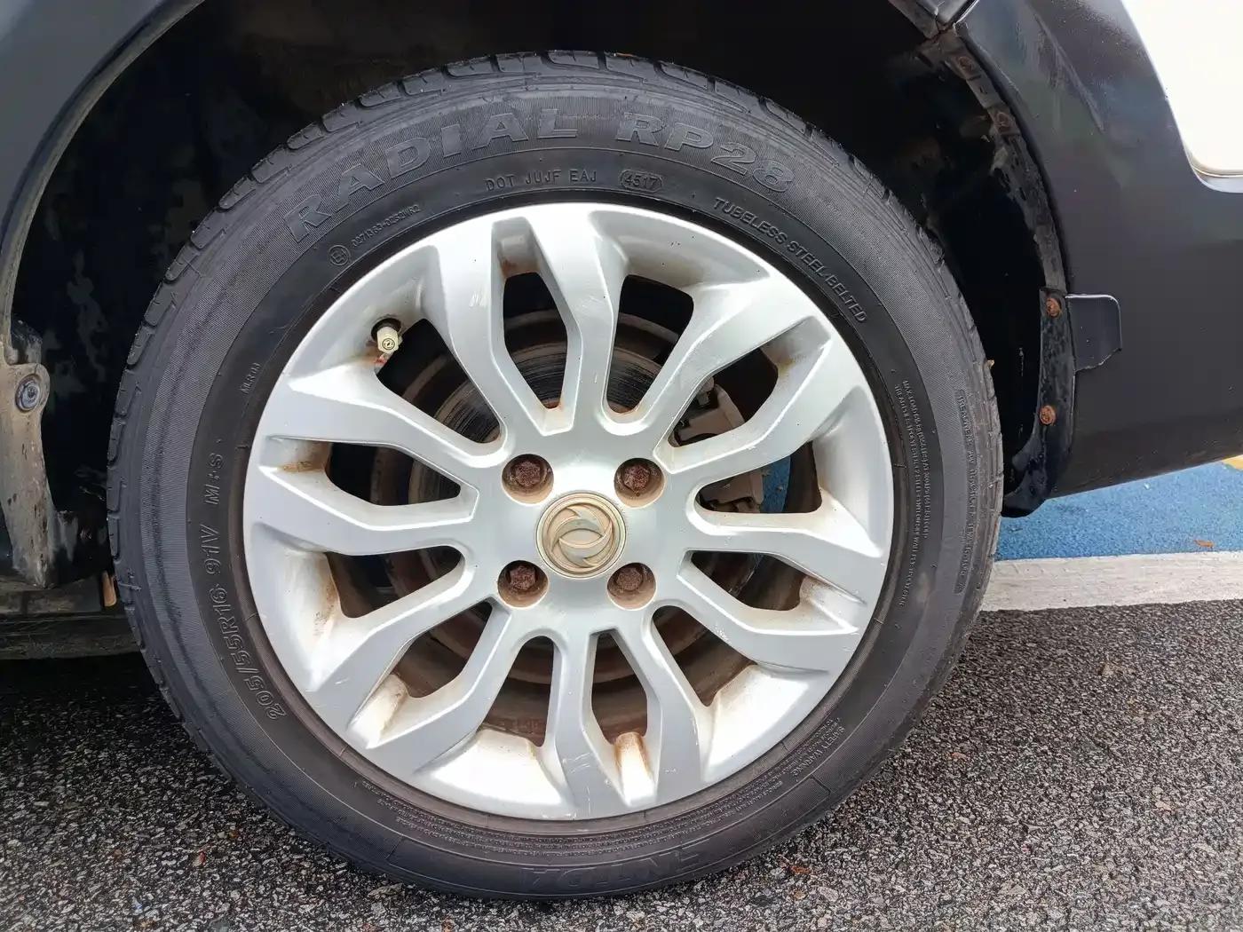 Dongfeng Fengshen AX3 2016 Model 1.5L Manual Cool Edition — миниатюра 10