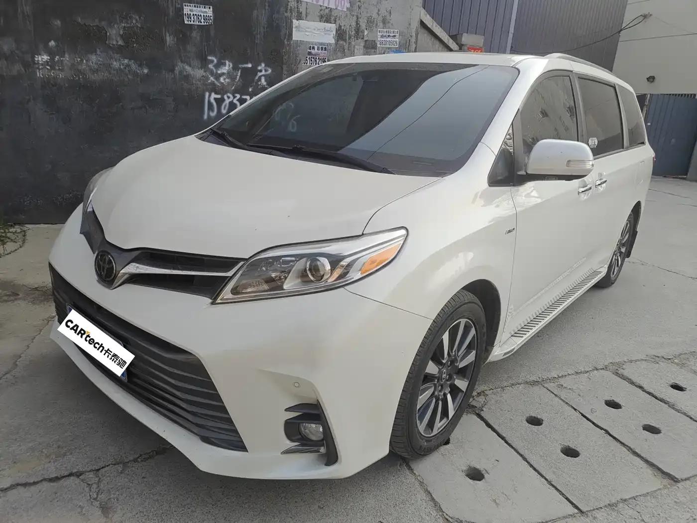 2019 SIENNA 3.5L AWD Limited 7-seater Canadian version — миниатюра 1