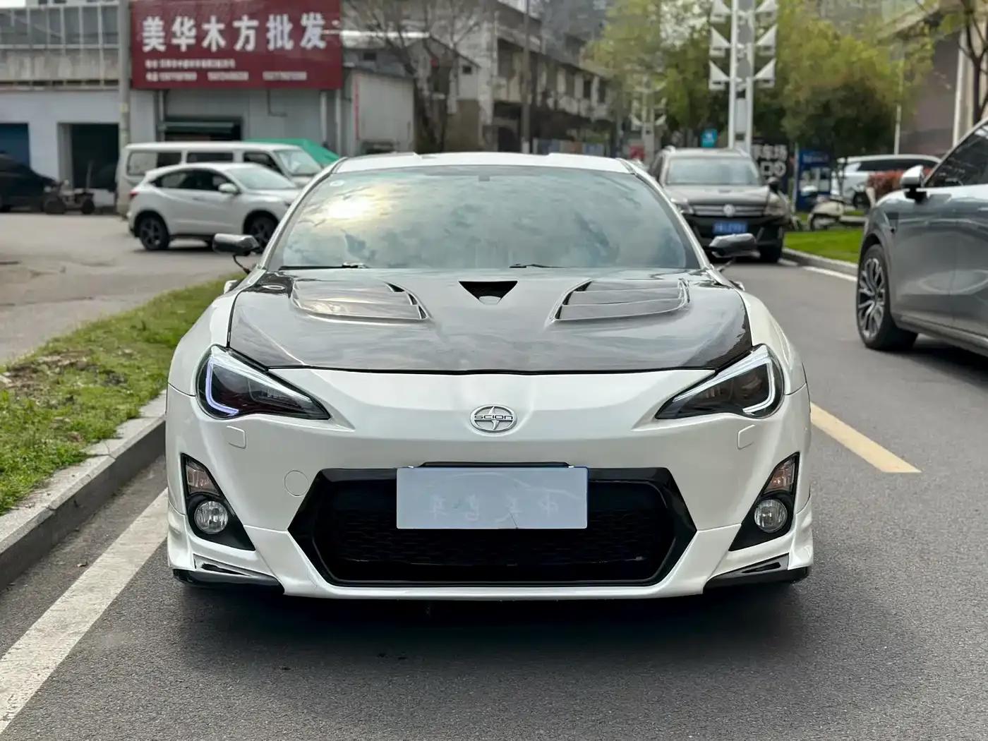 Toyota 86 2013 2.0L Manual Deluxe — миниатюра 2