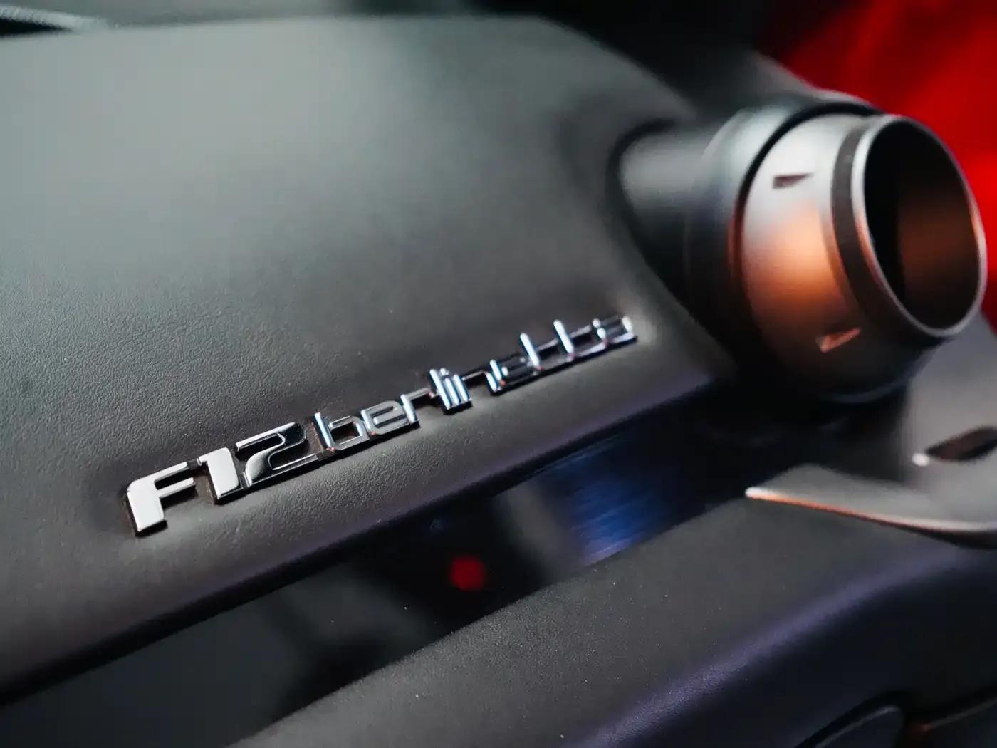2013 F12berlinetta 6.3L Standard Model — миниатюра 8