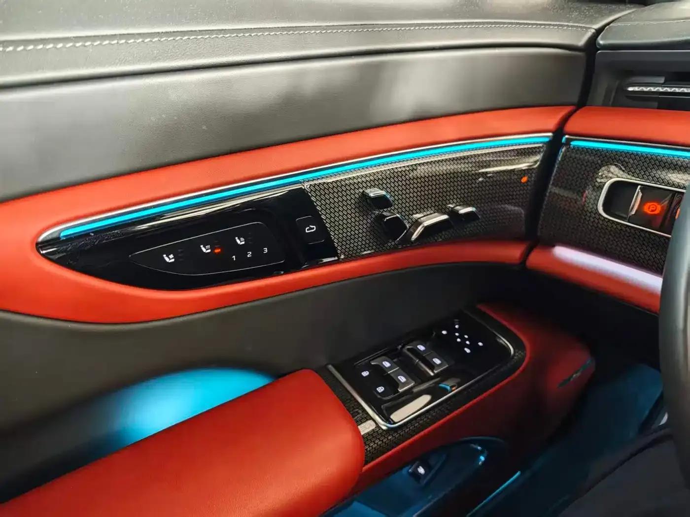 Hongqi Golden Sunflower Elegant 2024 Model 3.0T V6 — миниатюра 2