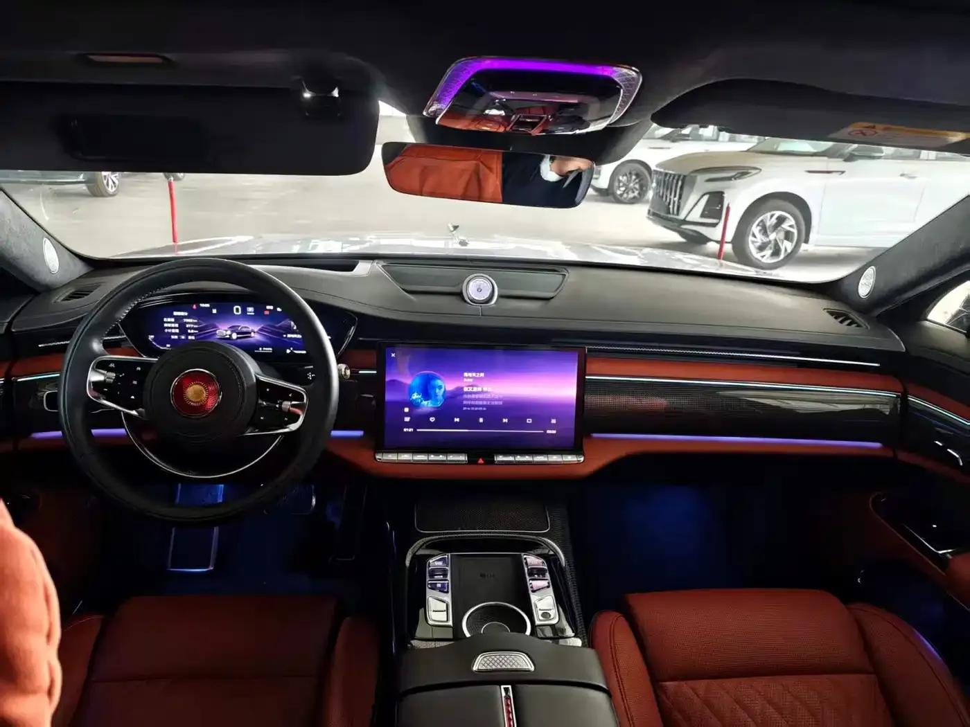 Hongqi Golden Sunflower Elegant 2024 Model 3.0T V6 — миниатюра 11