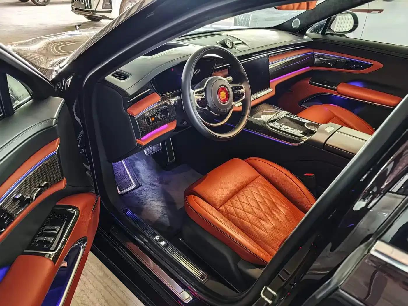 Hongqi Golden Sunflower Elegant 2024 Model 3.0T V6 — миниатюра 10