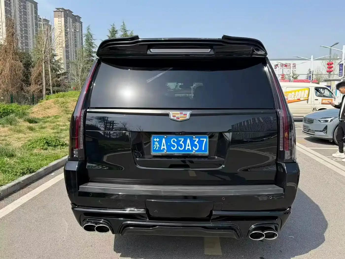 2017 Cadillac Escalade 6.2L ESV Platinum Edition Extended Wheelbase — миниатюра 15