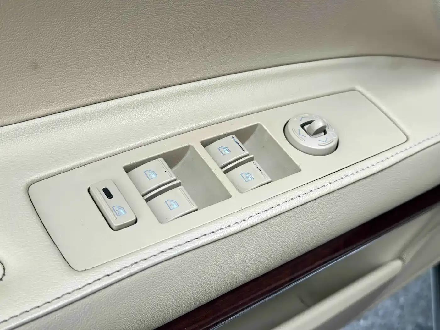 SLS Seville 2012 2.0T Comfort Model — миниатюра 24
