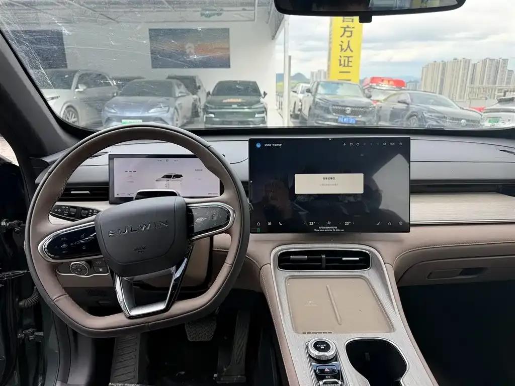 Fengyun T8 2025 1.5T 130km Premium Edition 5-seater — миниатюра 5