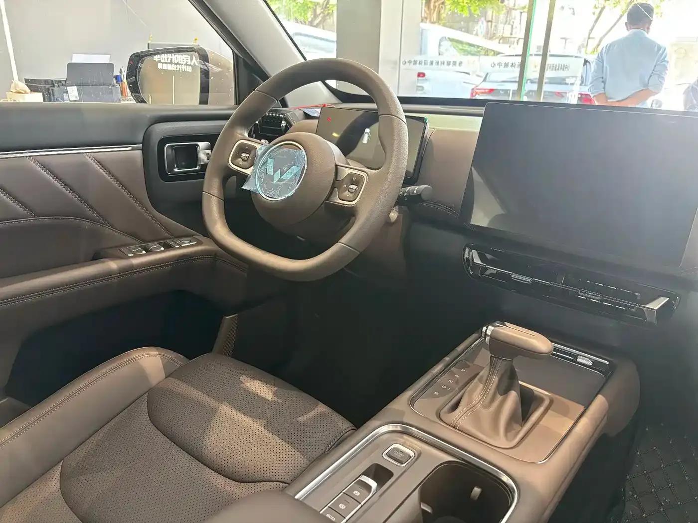 Starlight 560 2026 Model 1.5T CVT Elite — миниатюра 14