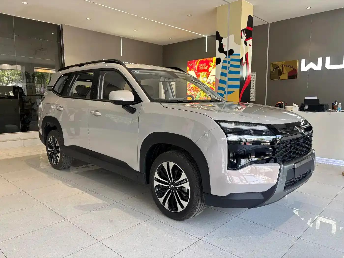 Starlight 560 2026 Model 1.5T CVT Elite — миниатюра 3