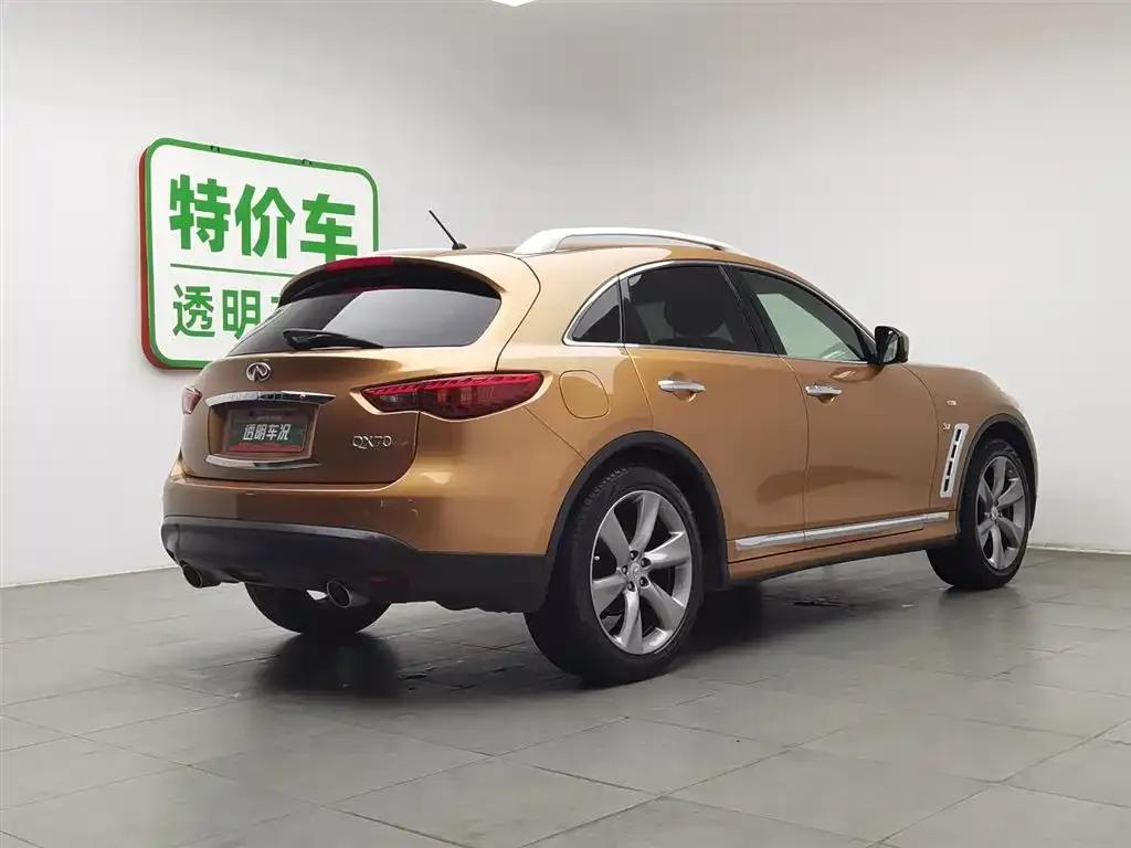 Infiniti QX70 2013 3.7L Standard Edition — миниатюра 2