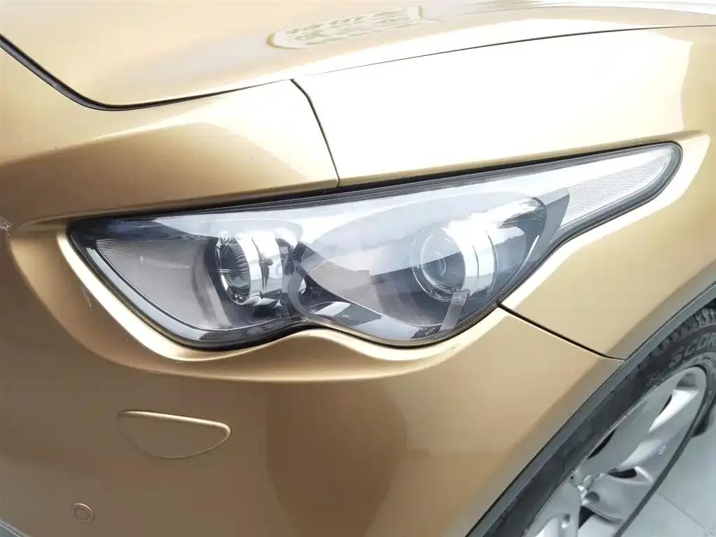Infiniti QX70 2013 3.7L Standard Edition — миниатюра 7