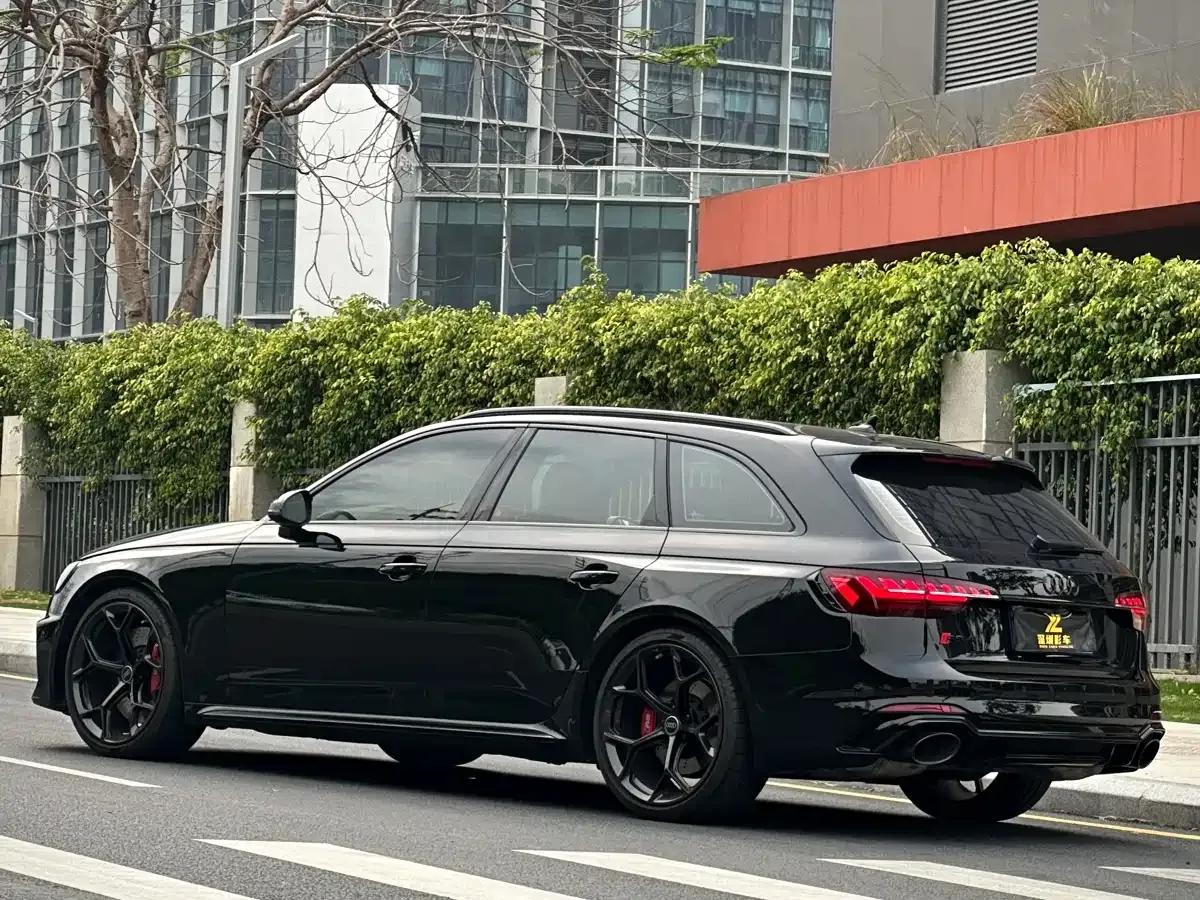 2024 Audi RS 4 RS4 Avant Ultimate Edition — миниатюра 4