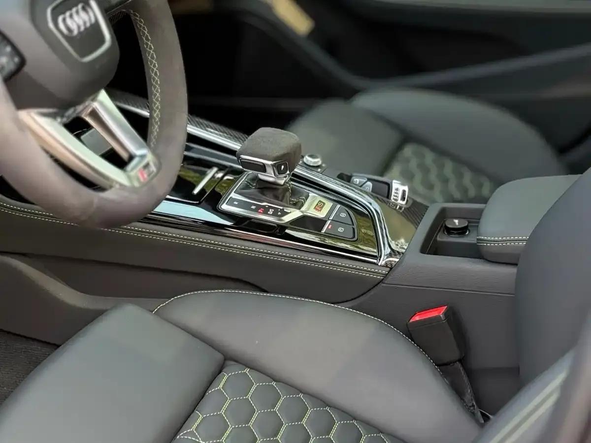 2024 Audi RS 4 RS4 Avant Ultimate Edition — миниатюра 8