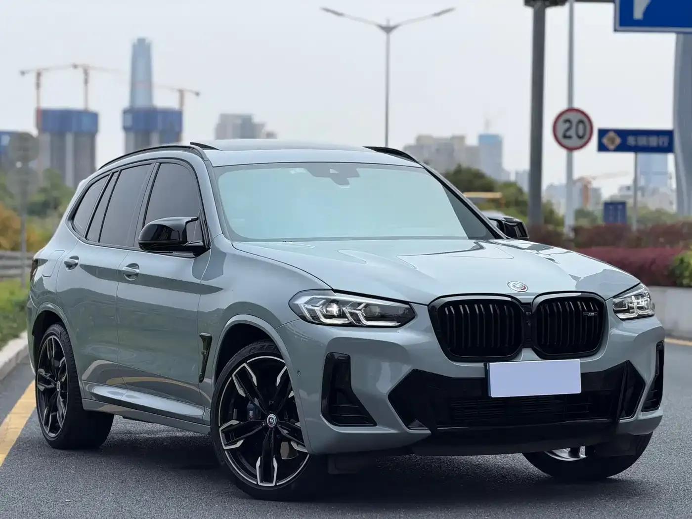2022 BMW X3 M40i — миниатюра 3