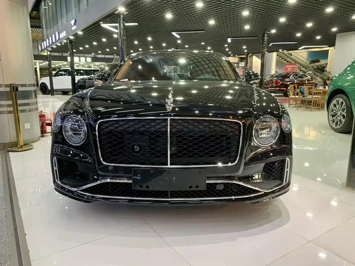 2026 Mercedes-Benz Flying Spur Plug-in Hybrid 4.0T V8 Standard Edition — миниатюра 1