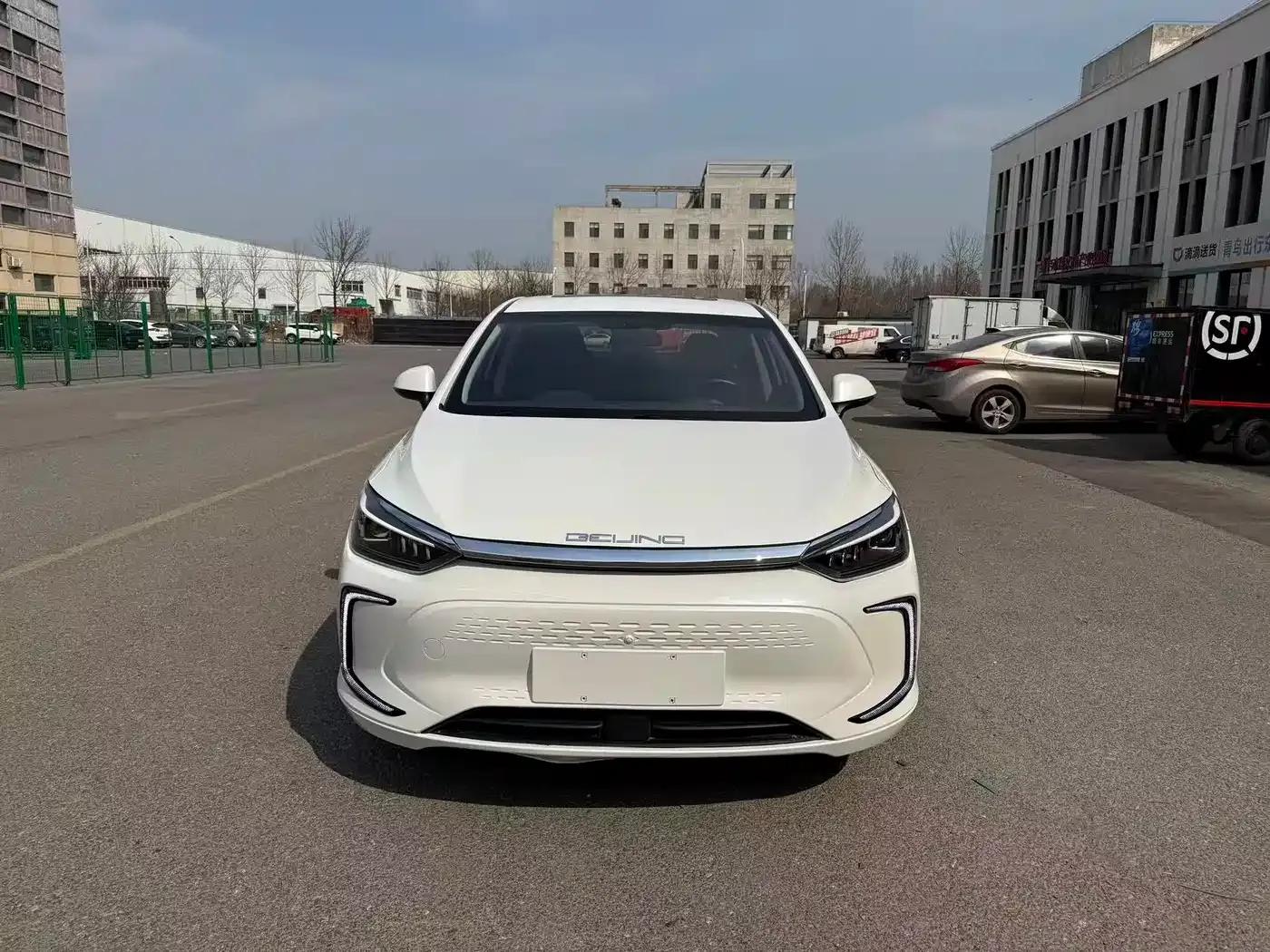 Beijing EU5 PLUS 2021 R500 Premium Edition — миниатюра 2