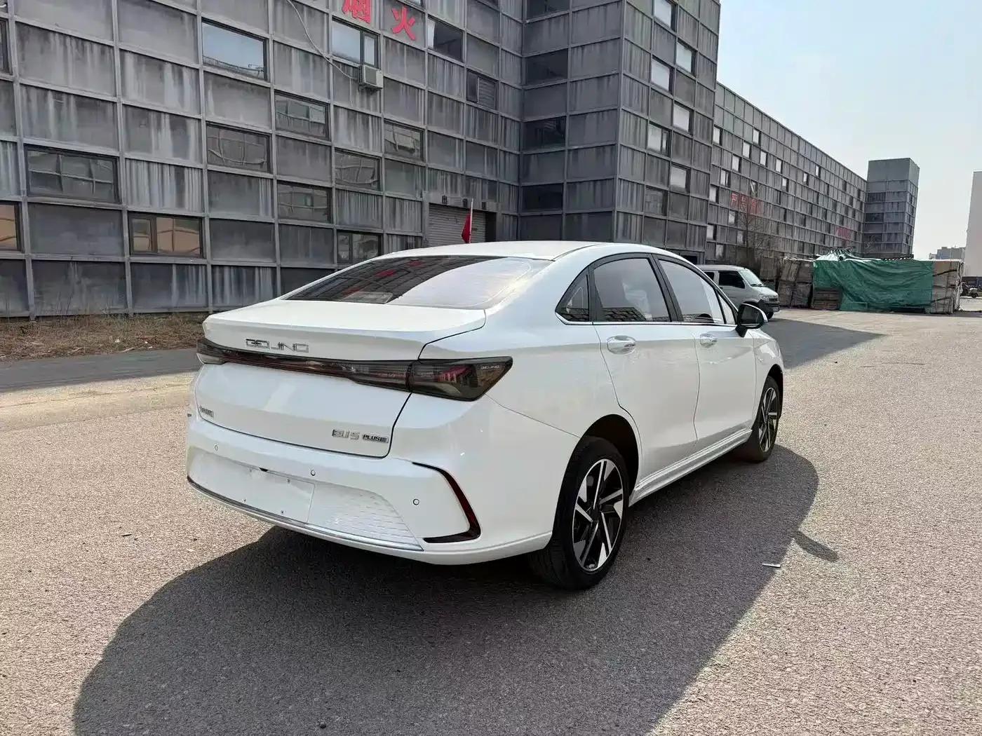 Beijing EU5 PLUS 2021 R500 Premium Edition — миниатюра 6