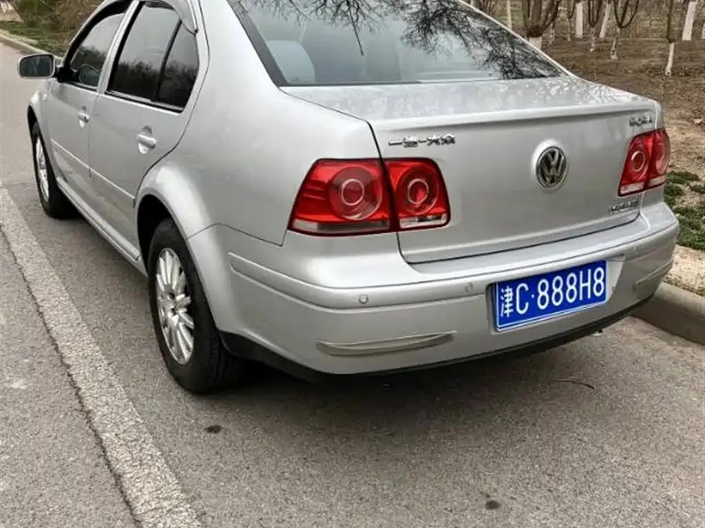 2006 Volkswagen Bora Classic HS 1.6 Automatic Luxury — миниатюра 6
