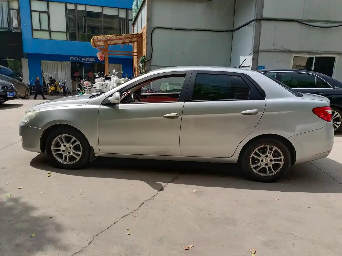 Dongfeng Fengshen S30 2009 Model 1.6L Automatic Premium Edition — миниатюра 15