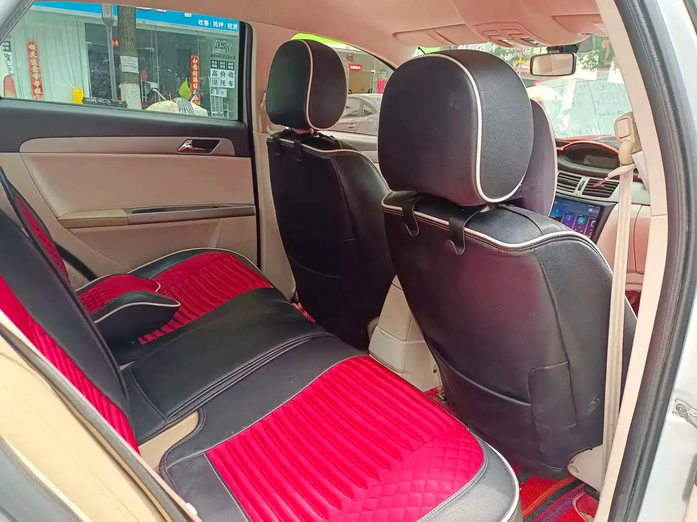 Dongfeng Fengshen S30 2009 Model 1.6L Automatic Premium Edition — миниатюра 8