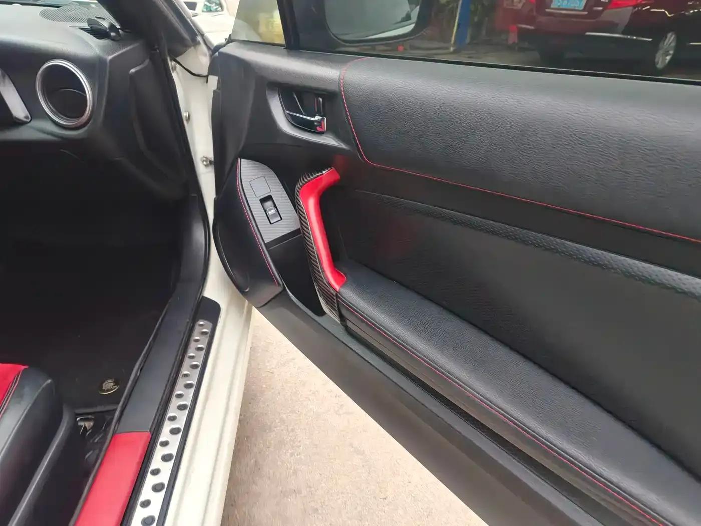 Toyota 86 2013 2.0L Automatic Luxury — миниатюра 22