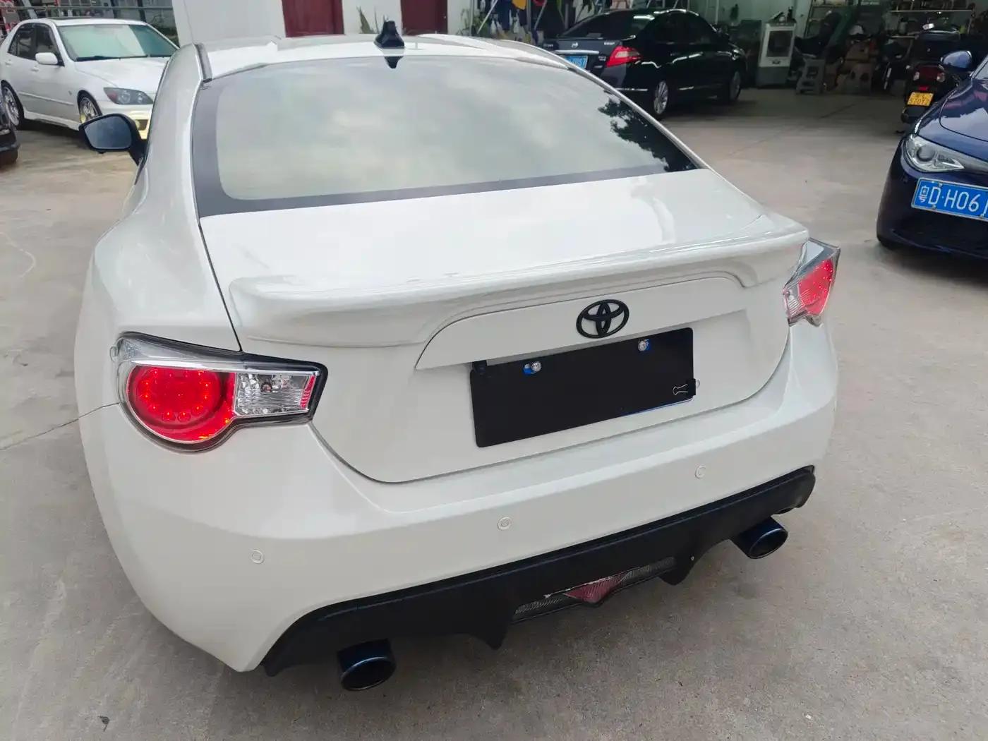 Toyota 86 2013 2.0L Automatic Luxury — миниатюра 27