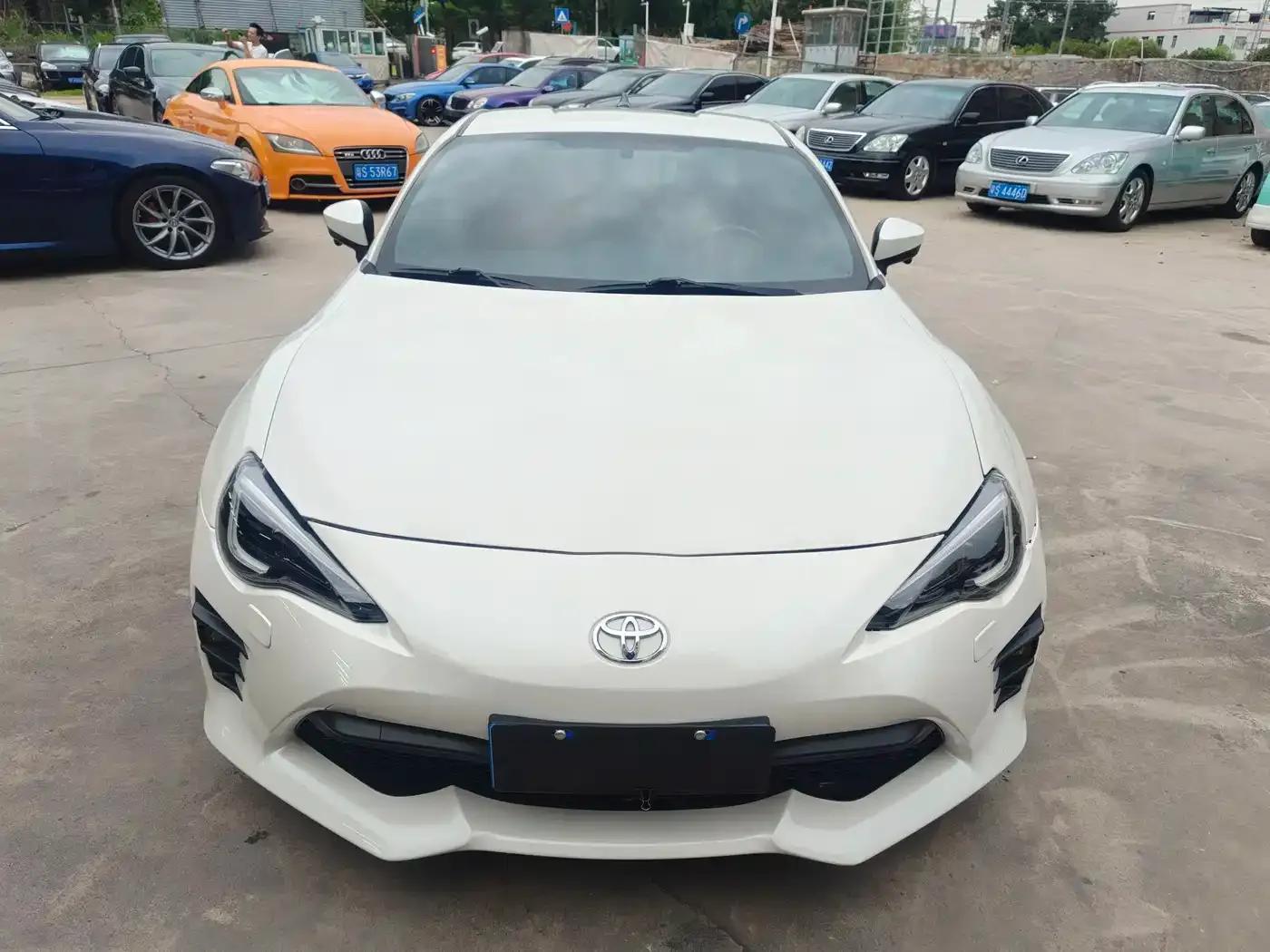Toyota 86 2013 2.0L Automatic Luxury — миниатюра 5