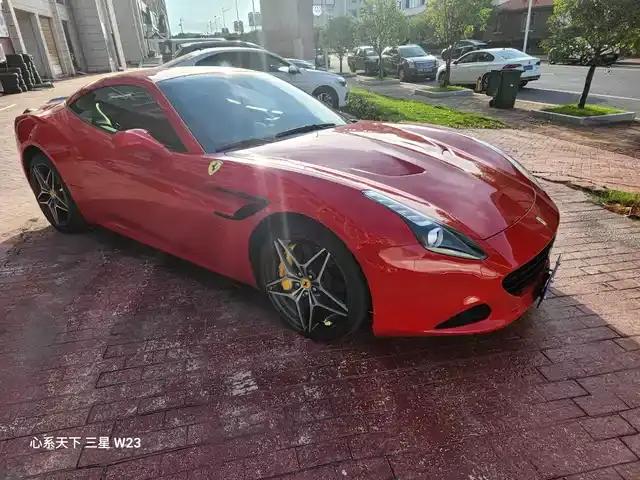 California T 2015 3.9T Standard Model