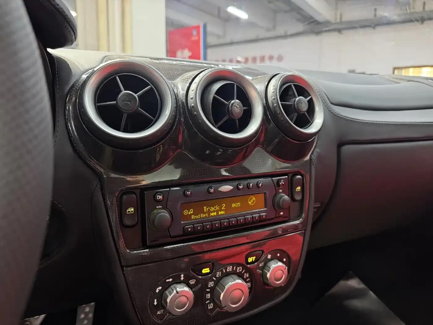 Ferrari F430 2005 Coupe 4.3 — миниатюра 9