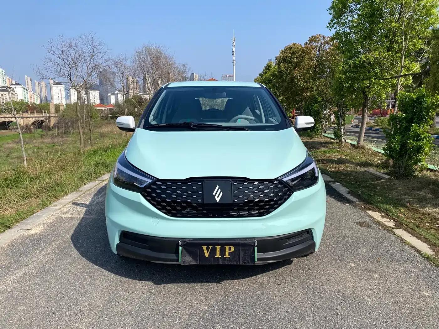 Yizhi EV3 2024 Youth Edition 330KM Comfort Model — миниатюра 2